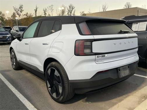 2025 Volvo EX30 Twin Motor Plus