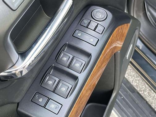 2017 Chevrolet Silverado 1500 High Country