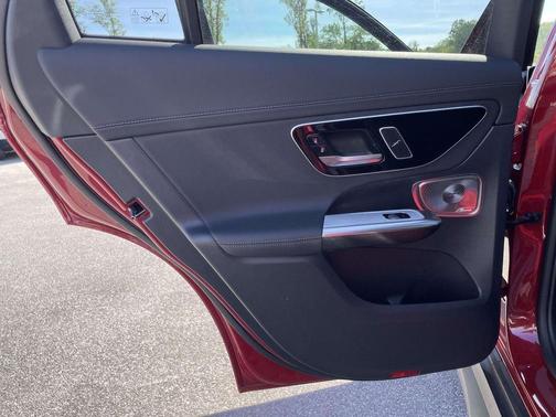 MANUFAKTUR Patagonia Red Metallic 2024 Mercedes-Benz GLC 300 Base 4MATIC