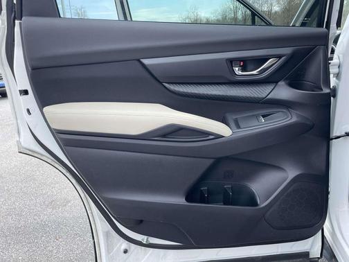 2023 Subaru Ascent Premium 7-Passenger