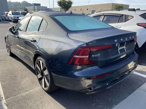 Denim Blue Metallic 2024 Volvo S60 Recharge Plug-In Hybrid T8 Plus Dark Theme