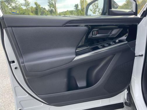 Wind Chill Pearl 2023 Toyota bZ4X Limited