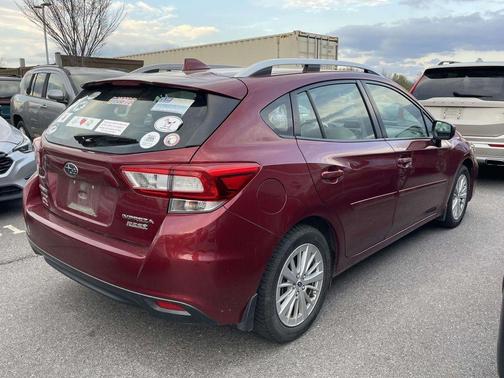 2017 Subaru Impreza 2.0i Premium