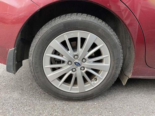 2017 Subaru Impreza 2.0i Premium