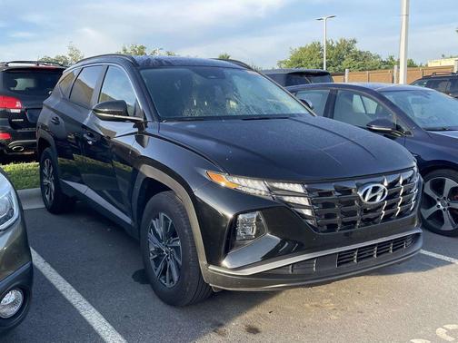 Black Pearl 2024 Hyundai TUCSON Hybrid Blue