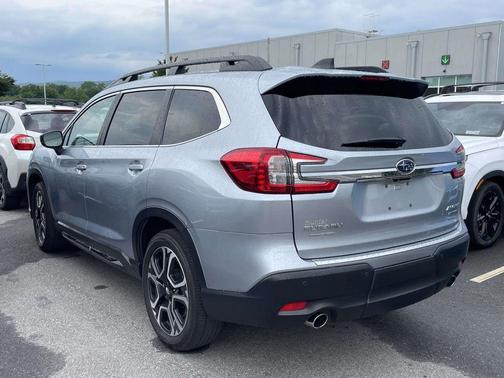 Ice Silver Metallic 2024 Subaru Ascent Limited