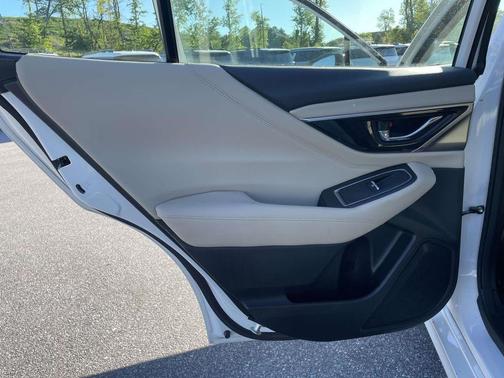 Crystal White Pearl 2021 Subaru Legacy Limited XT
