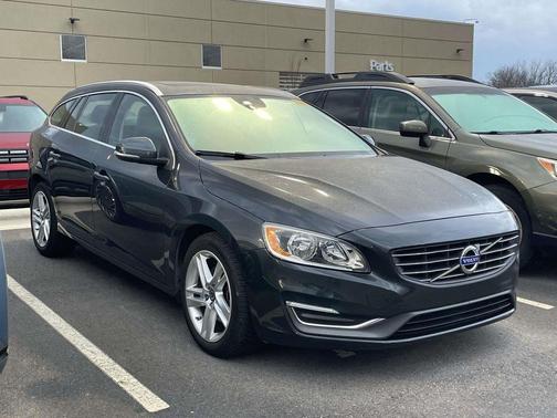 2015 Volvo V60 T5 Premier