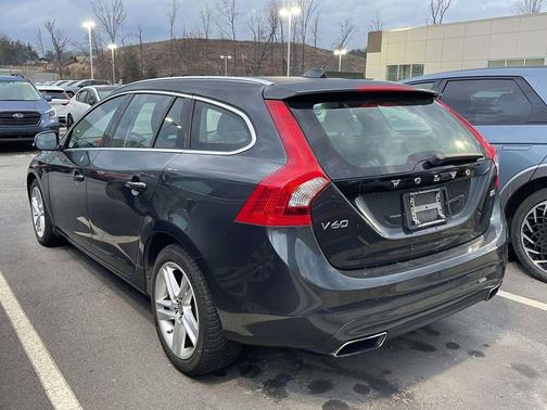 2015 Volvo V60 T5 Premier