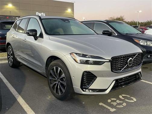 2025 Volvo XC60 B5 Plus