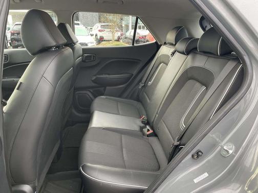 2022 Hyundai VENUE Limited