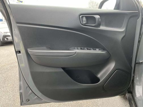 2022 Hyundai VENUE Limited