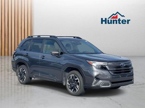 Magnetite Gray Metallic 2025 Subaru Forester Limited
