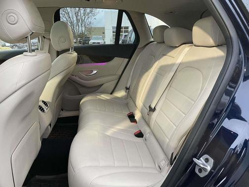 2022 Mercedes-Benz GLC 300 Base 4MATIC