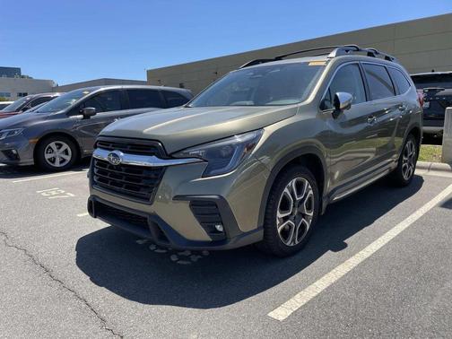 Autumn Green Metallic 2023 Subaru Ascent Limited 8-Passenger