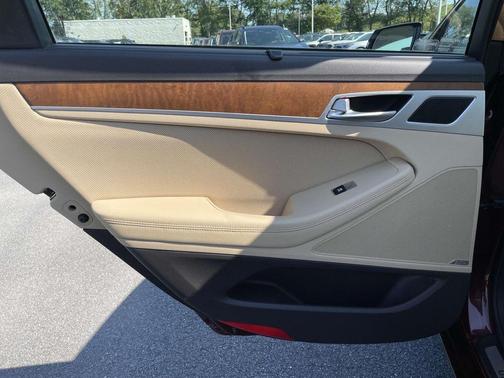 2015 Hyundai Genesis 3.8