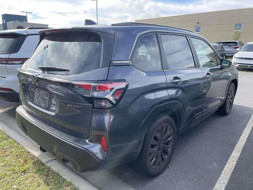 Magnetite Gray Metallic 2025 Subaru Forester Sport