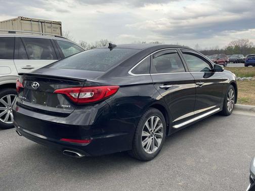 2016 Hyundai SONATA Sport