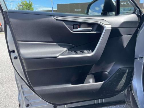 Silver Sky Metallic 2025 Toyota RAV4 XLE