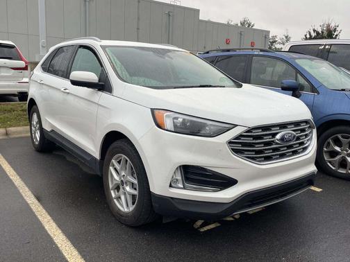 Star White 2022 Ford Edge SEL