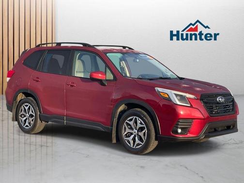 Crimson Red Pearl 2024 Subaru Forester Premium