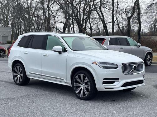 2024 Volvo XC90 Recharge Plug-In Hybrid T8 Ultimate Bright Theme 7-Seater