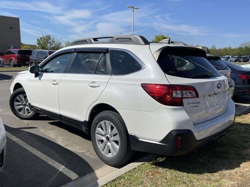 2019 Subaru Outback 2.5i Premium