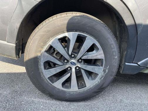 Magnetite Gray Metallic 2024 Subaru Outback Premium