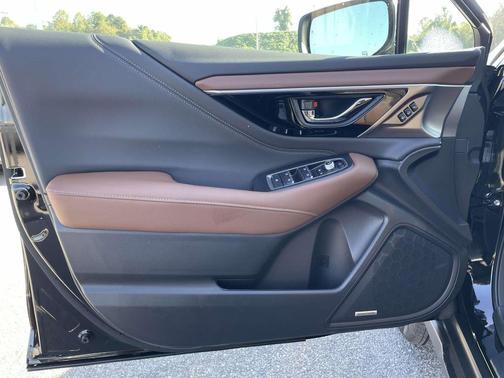 2025 Subaru Outback Touring