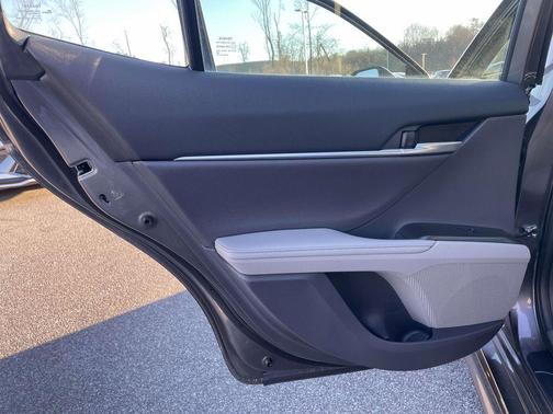 2024 Toyota Camry Hybrid XSE