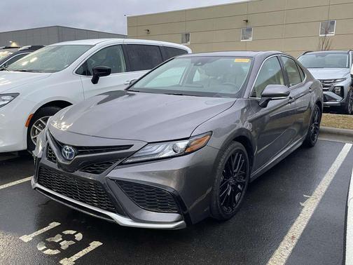 2024 Toyota Camry Hybrid XSE