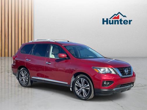 2017 Nissan Pathfinder Platinum