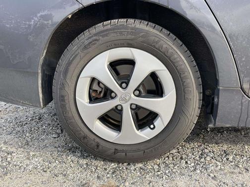 2013 Toyota Prius Three