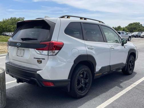 Crystal White Pearl 2023 Subaru Forester Wilderness