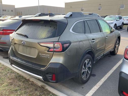 2022 Subaru Outback Touring XT