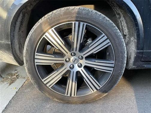 2024 Volvo XC90 Recharge Plug-In Hybrid T8 Ultimate Bright Theme 7-Seater