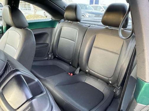 2017 Volkswagen Beetle 1.8T SE