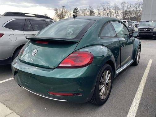 2017 Volkswagen Beetle 1.8T SE