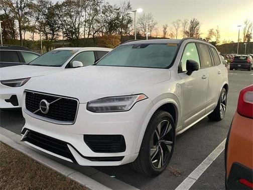 2020 Volvo XC90 Hybrid T8 R-Design 7 Passenger