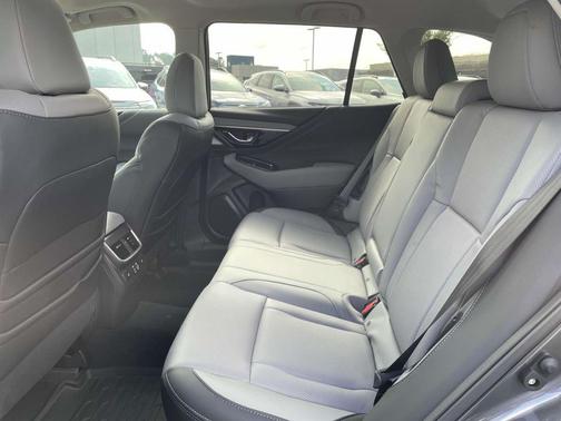 2025 Subaru Outback Limited XT
