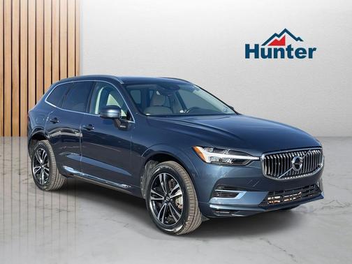 2021 Volvo XC60 Recharge Plug-In Hybrid T8 Inscription Expression