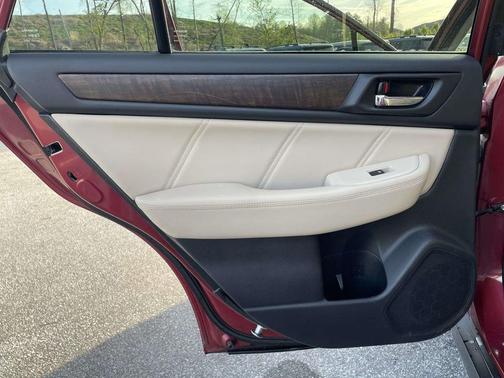 Crimson Red Pearl 2018 Subaru Outback 3.6R Limited