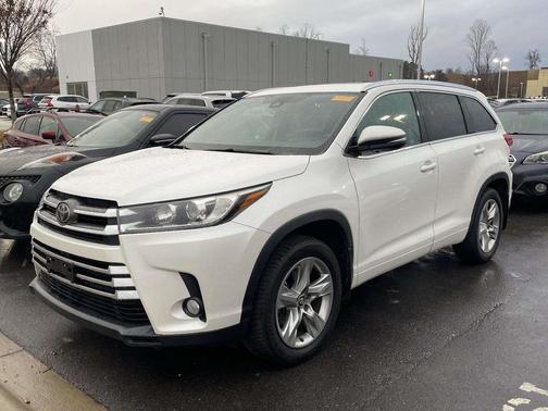 2017 Toyota Highlander Limited