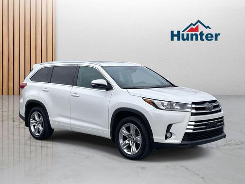 2017 Toyota Highlander Limited