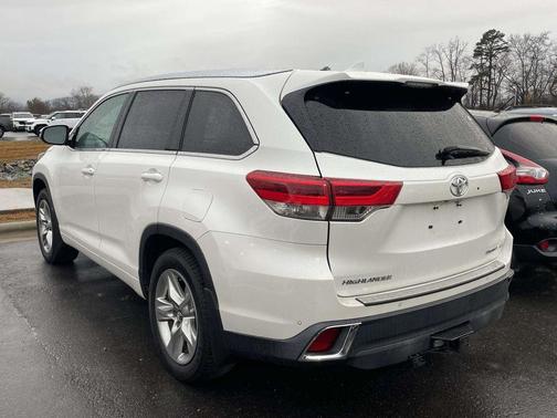 2017 Toyota Highlander Limited