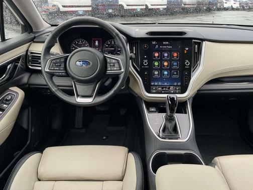 Crystal White Pearl 2024 Subaru Outback Limited