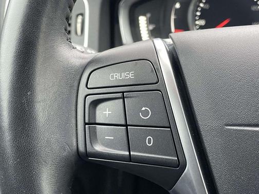 2018 Volvo S60 Inscription T5