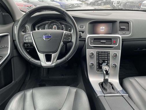 2018 Volvo S60 Inscription T5
