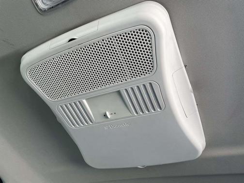 2016 Mercedes-Benz Metris Base