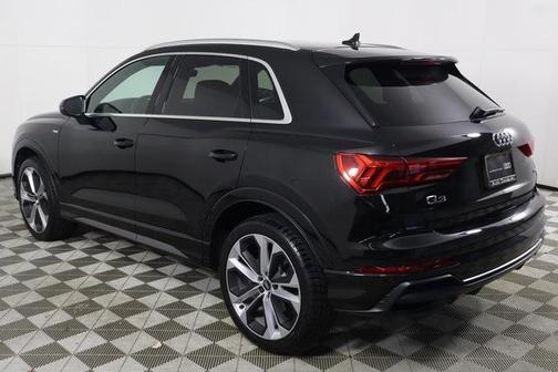 Photo 4 of 30 of 2020 Audi Q3 2.0T Premium Plus